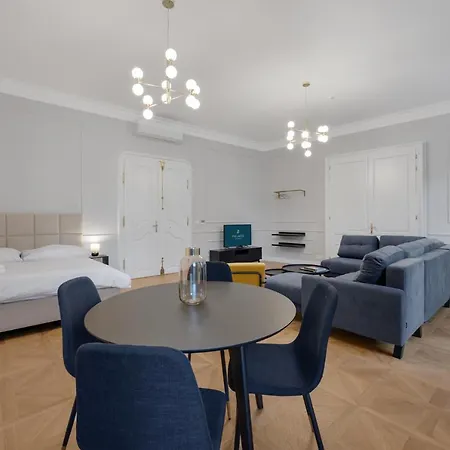 Palace Братислава