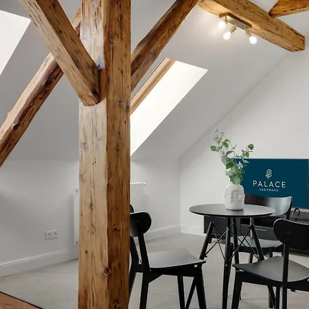 מלון דירות Palace