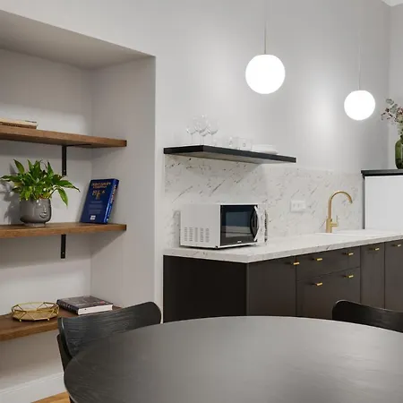 Palace Братислава