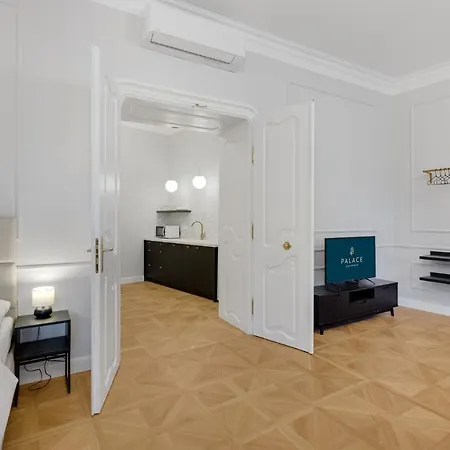 Palace Aparthotel