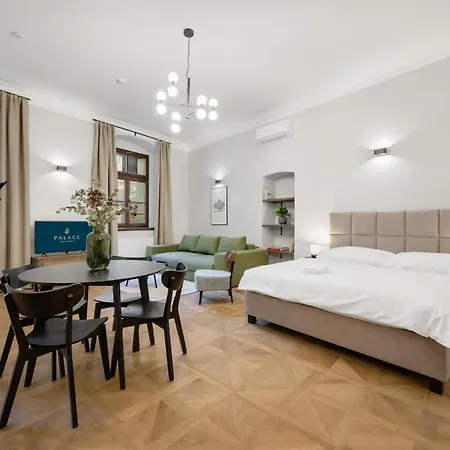 Palace Hotel apartamentowy *