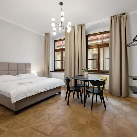 Palace Aparthotel *