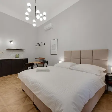 Hotel apartamentowy Palace