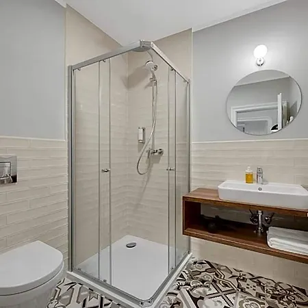 Ξενοδοχείο με διαμερίσματα Palace 4*