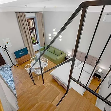 Palace Lejlighedshotel 4*