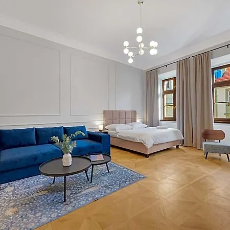 Palace 4* Bratislava