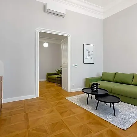 Palace Lejlighedshotel 4*